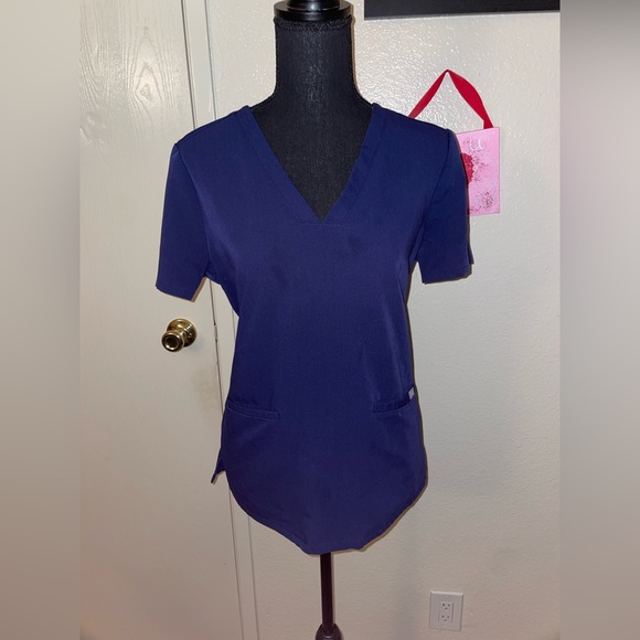 Figs Tops Figs Scrub Top Poshmark